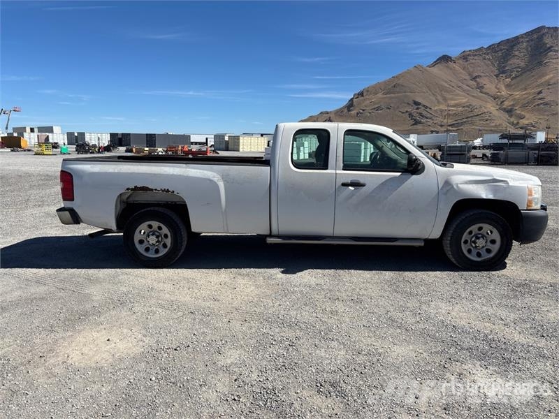 Chevrolet Silverado 1500 4x4 Extended Cab Pickup Anders