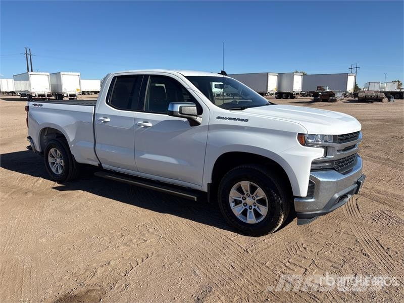 Chevrolet Silverado 1500 4x4 Extended Cab Pickup Otras furgonetas