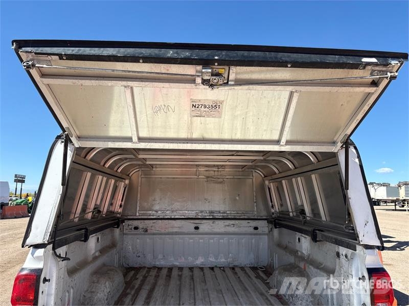 Chevrolet Silverado 1500 4x4 Extended Cab Pickup Drugi