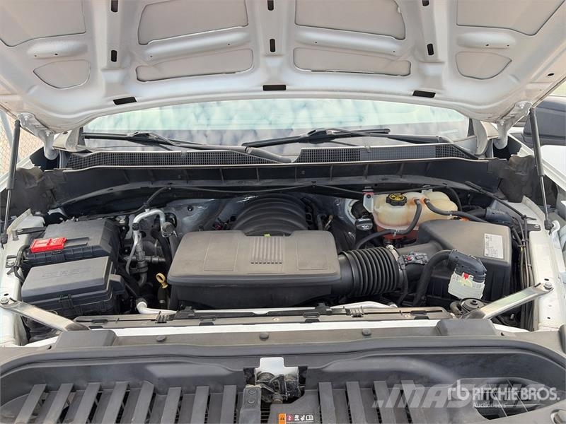 Chevrolet Silverado 1500 4x2 Crew Cab Pickup 其他