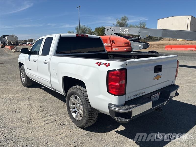 Chevrolet Silverado 1500 4x4 Extended Cab Pickup Прочие фургоны