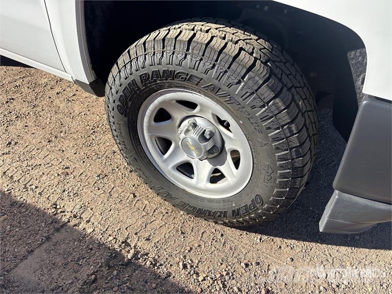 Chevrolet Silverado 1500 4x4 Pickup その他