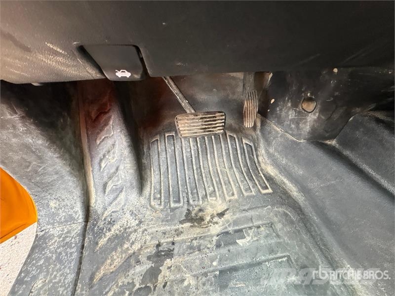 Chevrolet Silverado 1500 4x4 Crew Cab Pickup Άλλα Vans