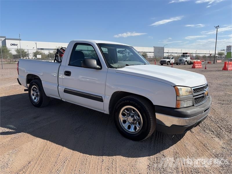 Chevrolet Silverado 1500 4x2 Pickup Andre varebiler