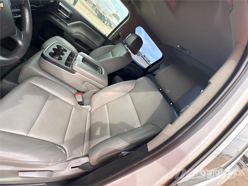 Chevrolet Silverado 2500 HD 4x4 Crew Cab Pickup Iné