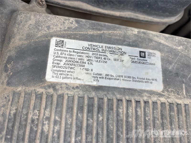 Chevrolet Silverado 2500HD Extended Cab Utility Truck Пикапи