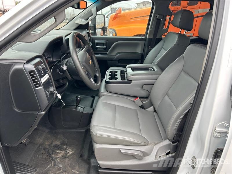 Chevrolet Silverado 2500HD 4x4 Extended Cab Pickup Andre