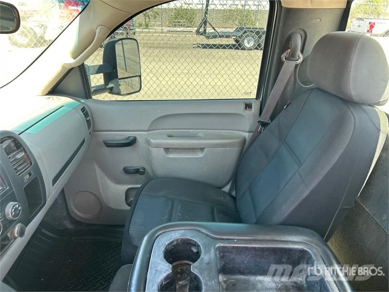 Chevrolet Silverado 2500HD 4x2 Utility Truck Bestelwagens met open laadbak