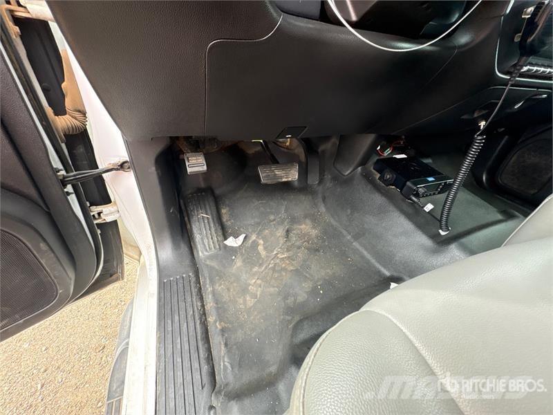 Chevrolet Silverado 2500 HD 4x4 Crew Cab Pickup Iné