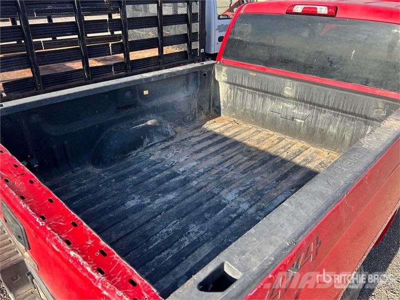 Chevrolet Silverado 2500HD Další