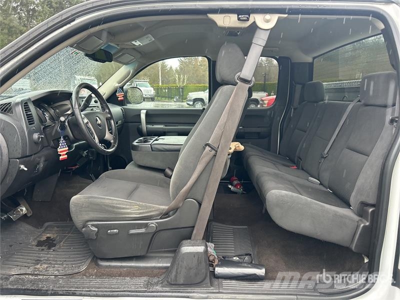Chevrolet Silverado 2500HD 4x4 Extended Cab Pickup Ostalo