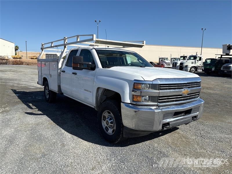 Chevrolet Silverado 2500HD 多目的／汎用車両