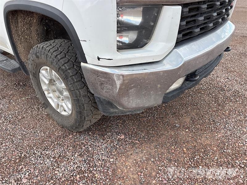 Chevrolet Silverado 2500HD Z71 4x4 Crew Cab Pickup その他