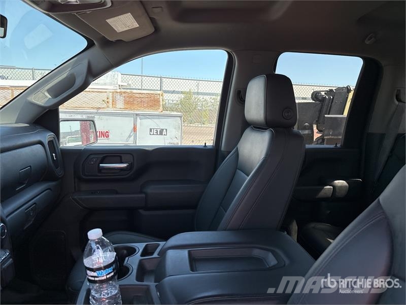 Chevrolet Silverado 2500 HD 4x2 Extended Cab Pickup Drugi