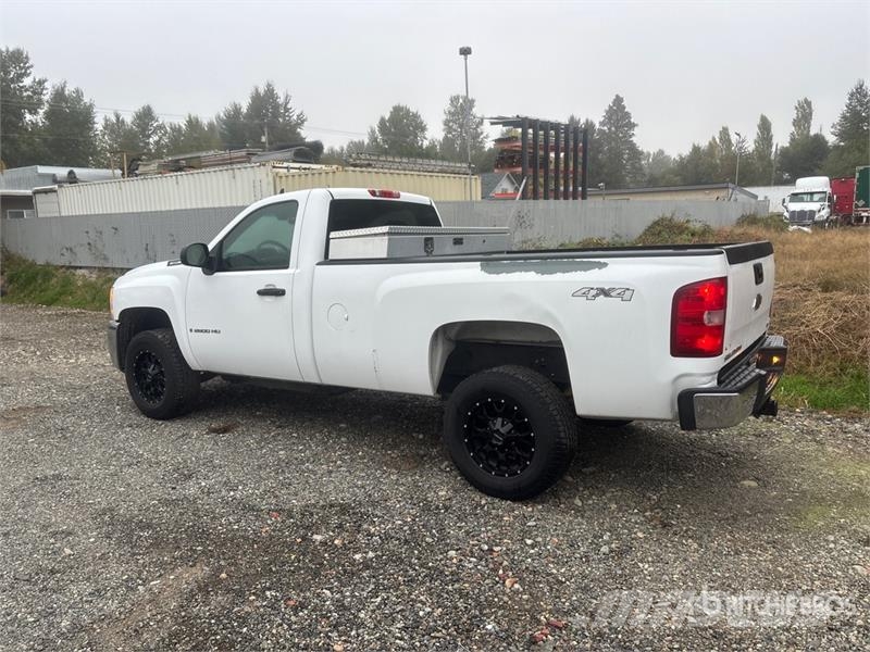 Chevrolet Silverado 2500HD LT 4x4 Pickup Anders