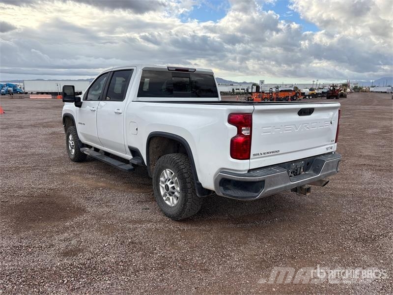 Chevrolet Silverado 2500HD Z71 4x4 Crew Cab Pickup その他