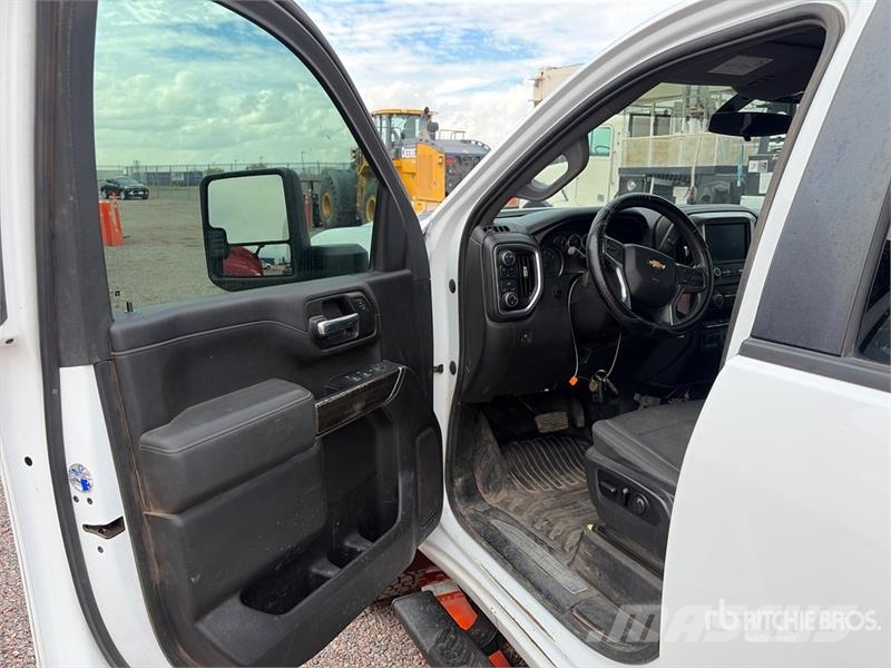 Chevrolet Silverado 2500HD Otros
