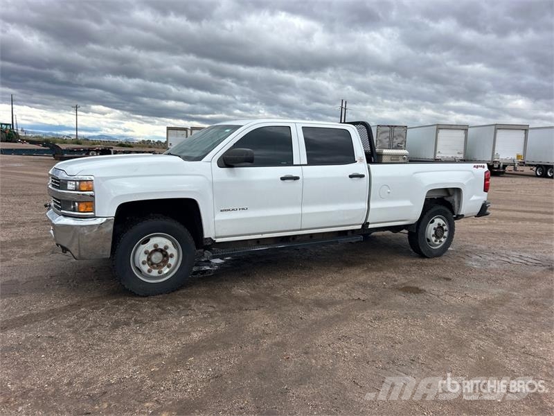 Chevrolet Silverado 2500HD 4x4 Crew Cab Pickup Andre