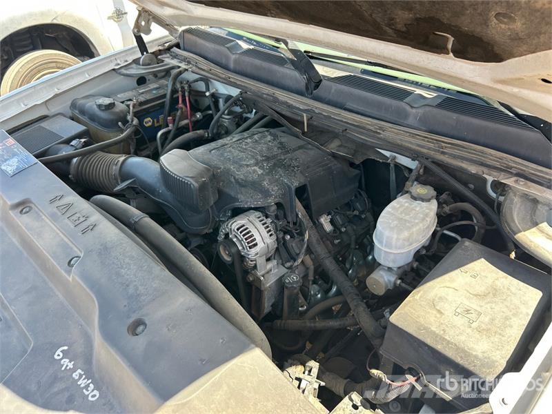 Chevrolet Silverado 2500HD 4x2 Utility Truck شاحنات خفيفة/مفصلية الجوانب