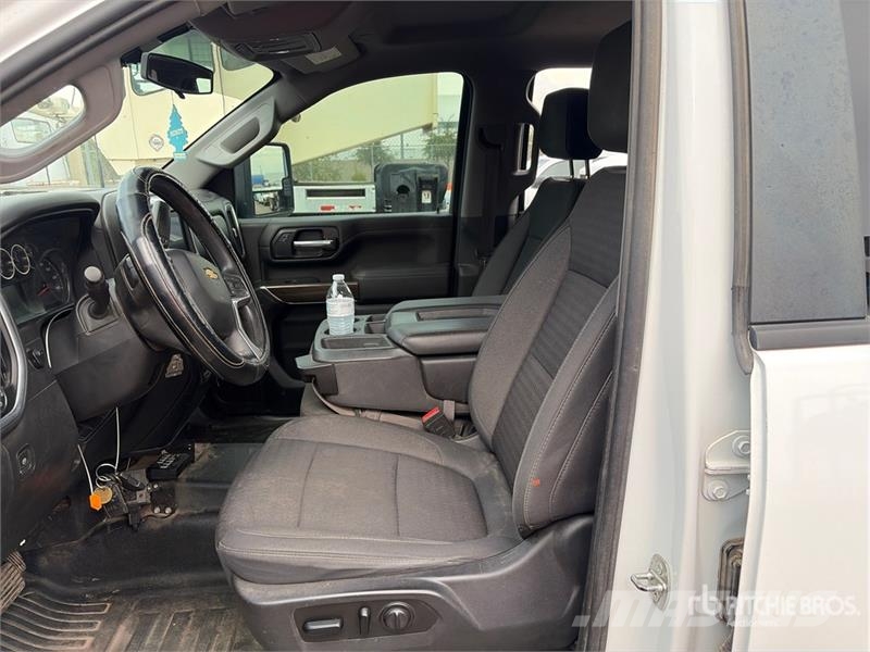 Chevrolet Silverado 2500HD Otros