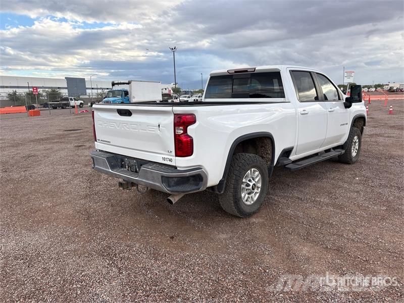 Chevrolet Silverado 2500HD Z71 4x4 Crew Cab Pickup その他