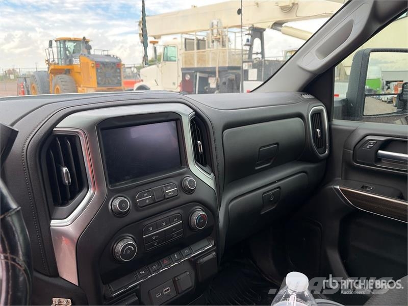 Chevrolet Silverado 2500HD Otros