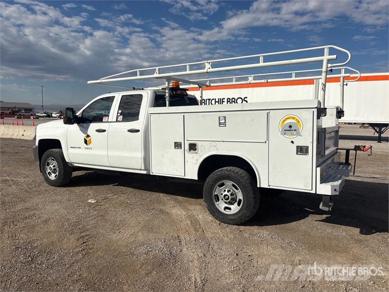 Chevrolet Silverado 2500HD 4x4 Crew Cab Utility Truck 픽업/드롭사이드