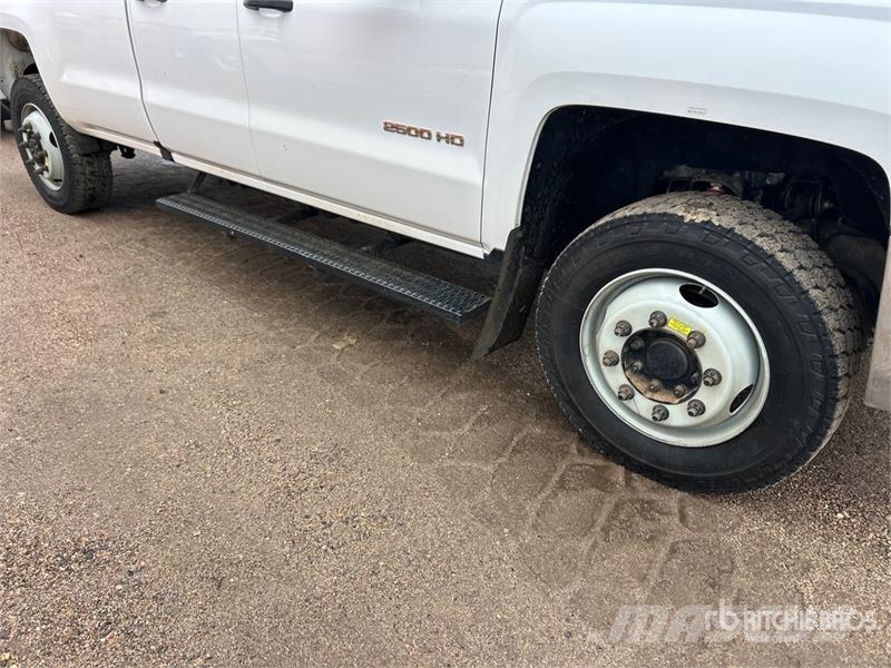 Chevrolet Silverado 2500HD 4x4 Extended Cab Pickup Andre