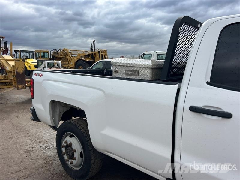 Chevrolet Silverado 2500HD 4x4 Crew Cab Pickup Andre