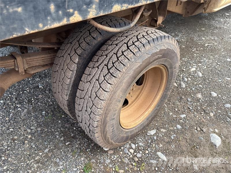 Chevrolet Silverado 2500 Kamioni sa otvorenim sandukom