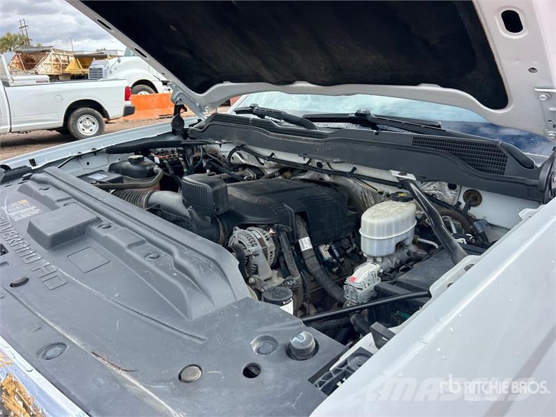 Chevrolet Silverado 2500HD 4x4 Crew Cab Pickup Andre