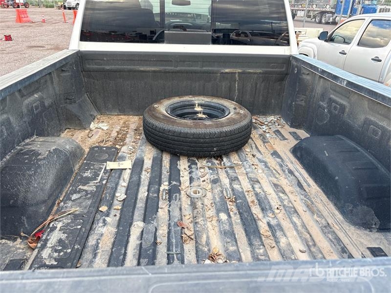 Chevrolet Silverado 2500HD Z71 4x4 Crew Cab Pickup その他