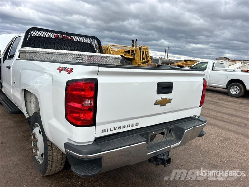 Chevrolet Silverado 2500HD 4x4 Crew Cab Pickup Andre