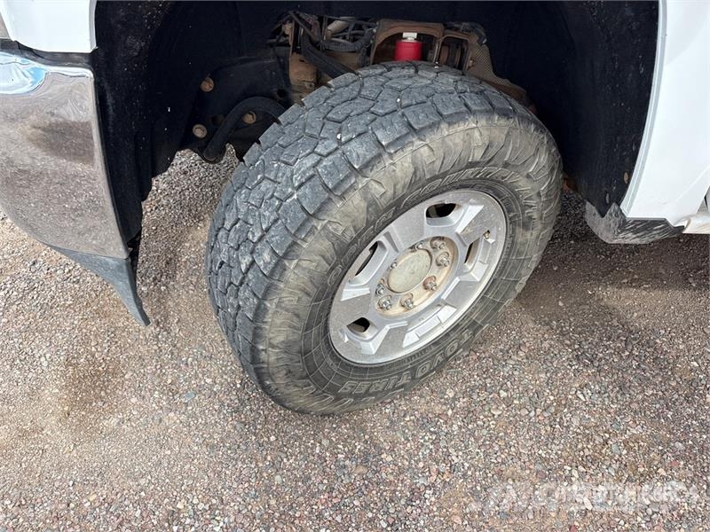 Chevrolet Silverado 2500HD LT 4x4 Extended Cab Pickup Drugi