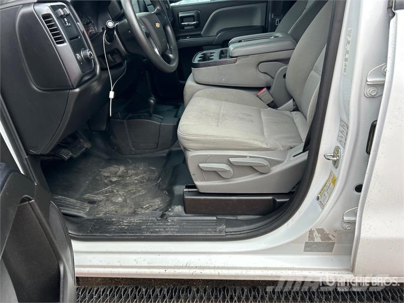 Chevrolet Silverado 2500HD 4x4 Crew Cab Pickup Andre