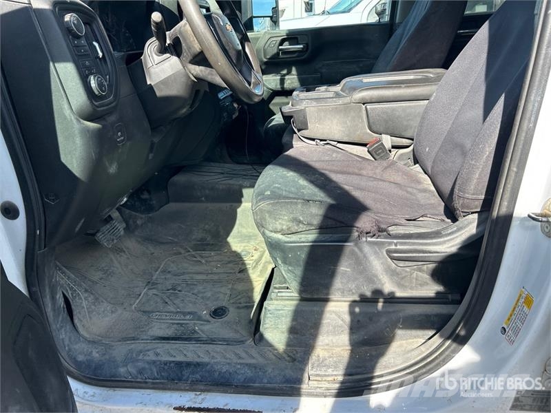 Chevrolet Silverado 2500 4x4 Extended Cab Pickup Drugi