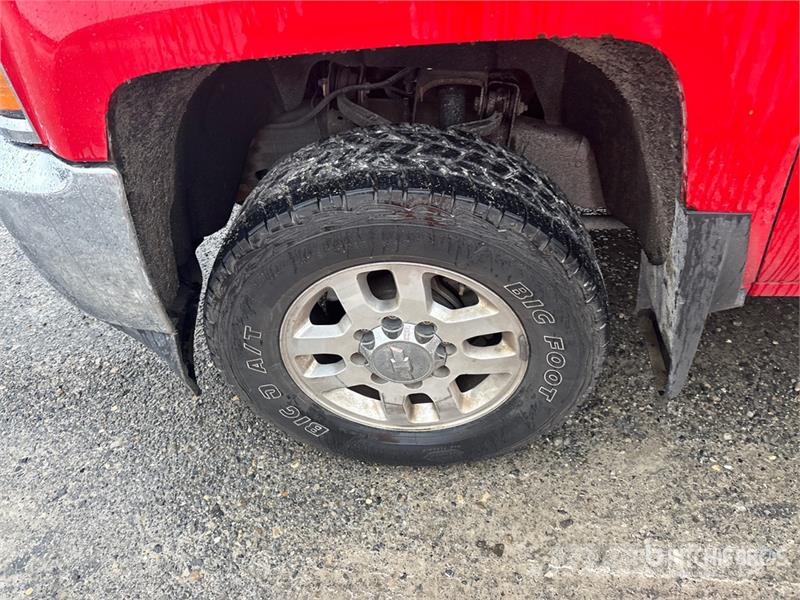 Chevrolet Silverado 2500HD 4x4 Crew Cab Pickup Drugi