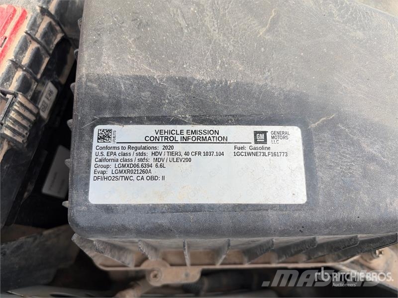 Chevrolet Silverado 2500HD 4x2 Crew Cab Pickup Andere Transporter