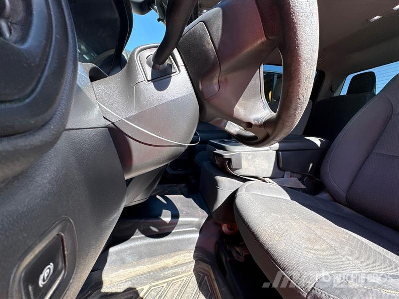 Chevrolet Silverado 2500 HD Z71 4x4 Crew Cab Pickup (Inopera Diger