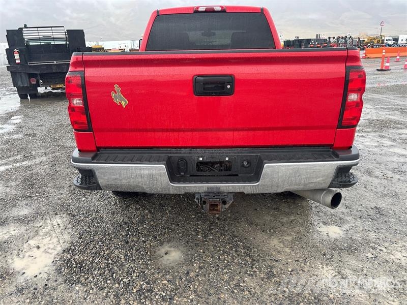 Chevrolet Silverado 2500HD 4x4 Crew Cab Pickup Drugi