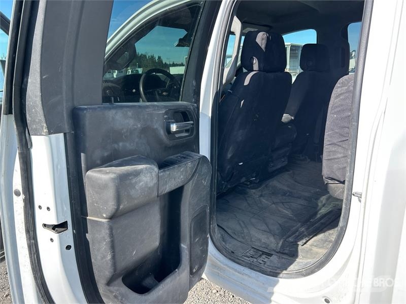 Chevrolet Silverado 2500 4x4 Extended Cab Pickup Drugi