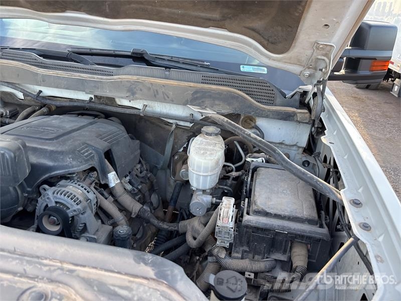 Chevrolet Silverado 2500 HD 4x2 Extended Cab Pickup Други
