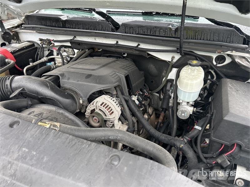 Chevrolet Silverado 2500HD 4x4 Extended Cab Pickup Ostalo
