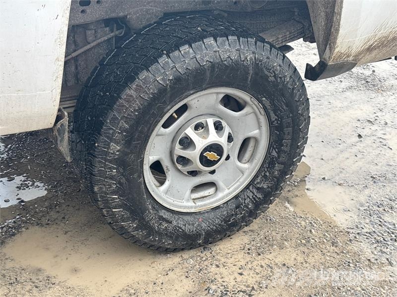 Chevrolet Silverado 2500HD 4x4 Extended Cab Pickup Drugi