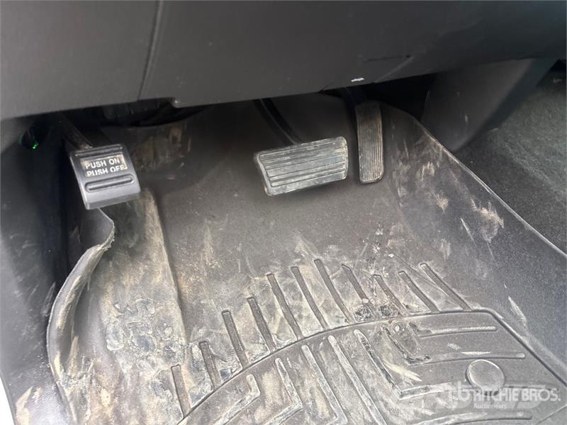 Chevrolet Silverado 2500HD 플랫베드/드롭사이드 트럭