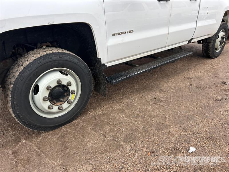 Chevrolet Silverado 2500HD 4x4 Extended Cab Pickup Andre