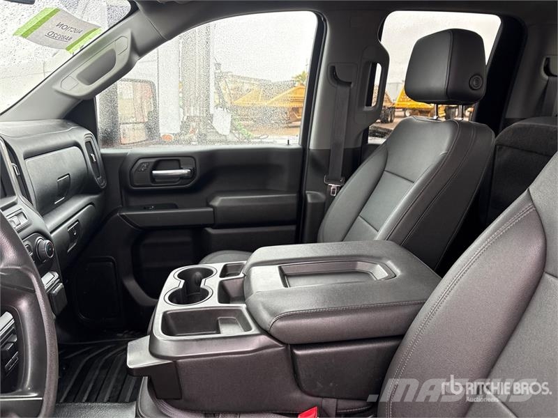Chevrolet Silverado 2500HD 4x4 Extended Cab Pickup 其他