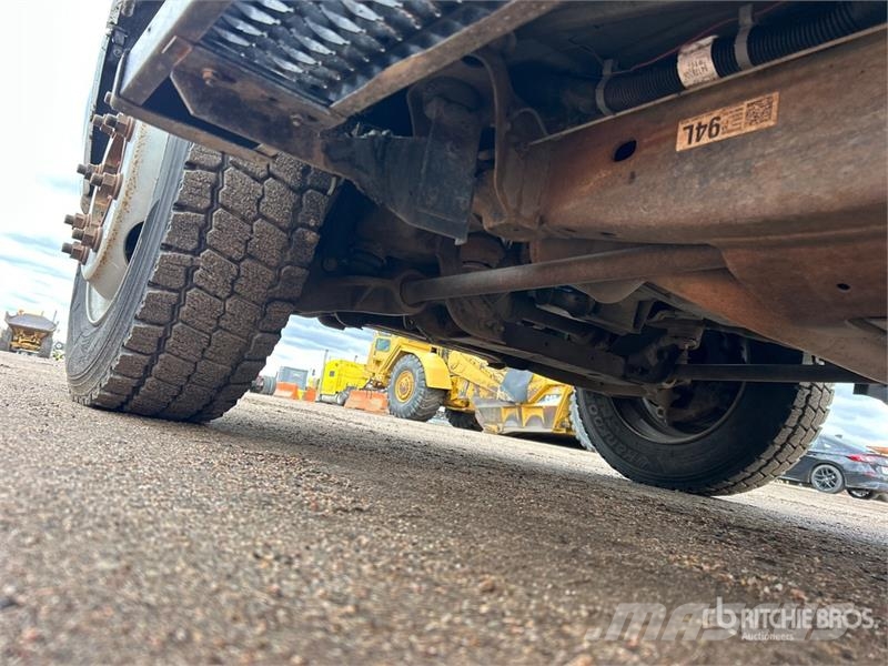 Chevrolet Silverado 2500HD 4x4 Crew Cab Pickup Andre