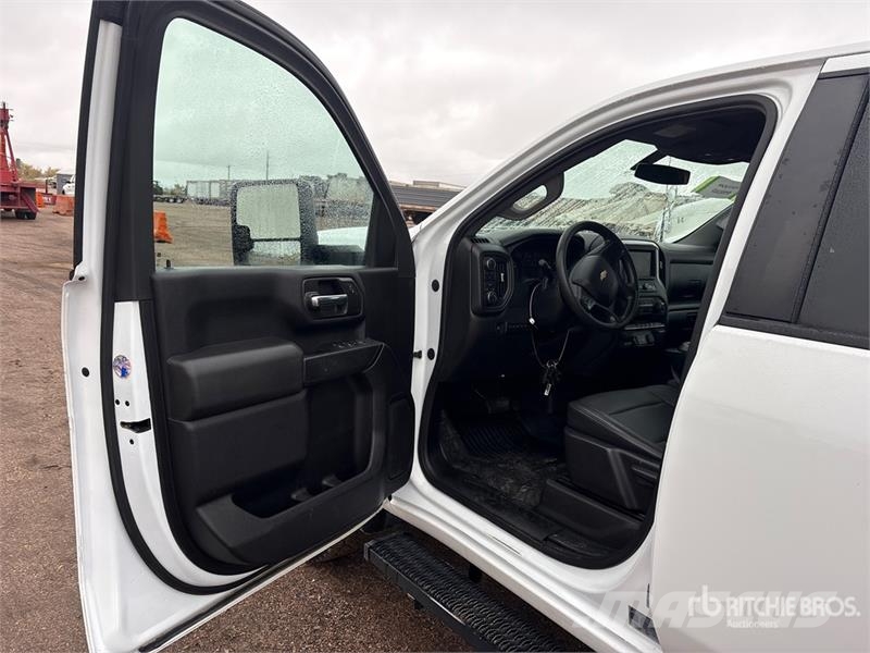 Chevrolet Silverado 2500HD 4x4 Extended Cab Pickup 其他