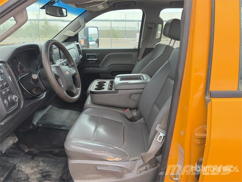 Chevrolet Silverado 2500HD 4x2 Extended Cab 4X2 Utility Truc Pick up/Dropside
